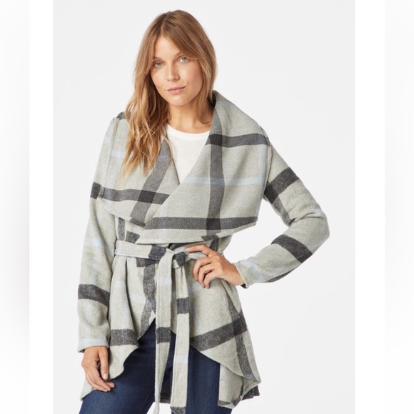 FAVLUX GRAY / BLACK / LIGHT BLUE PLAID WINDOW PANE DRAPE COAT SIZE SMALL - Picture 1 of 8